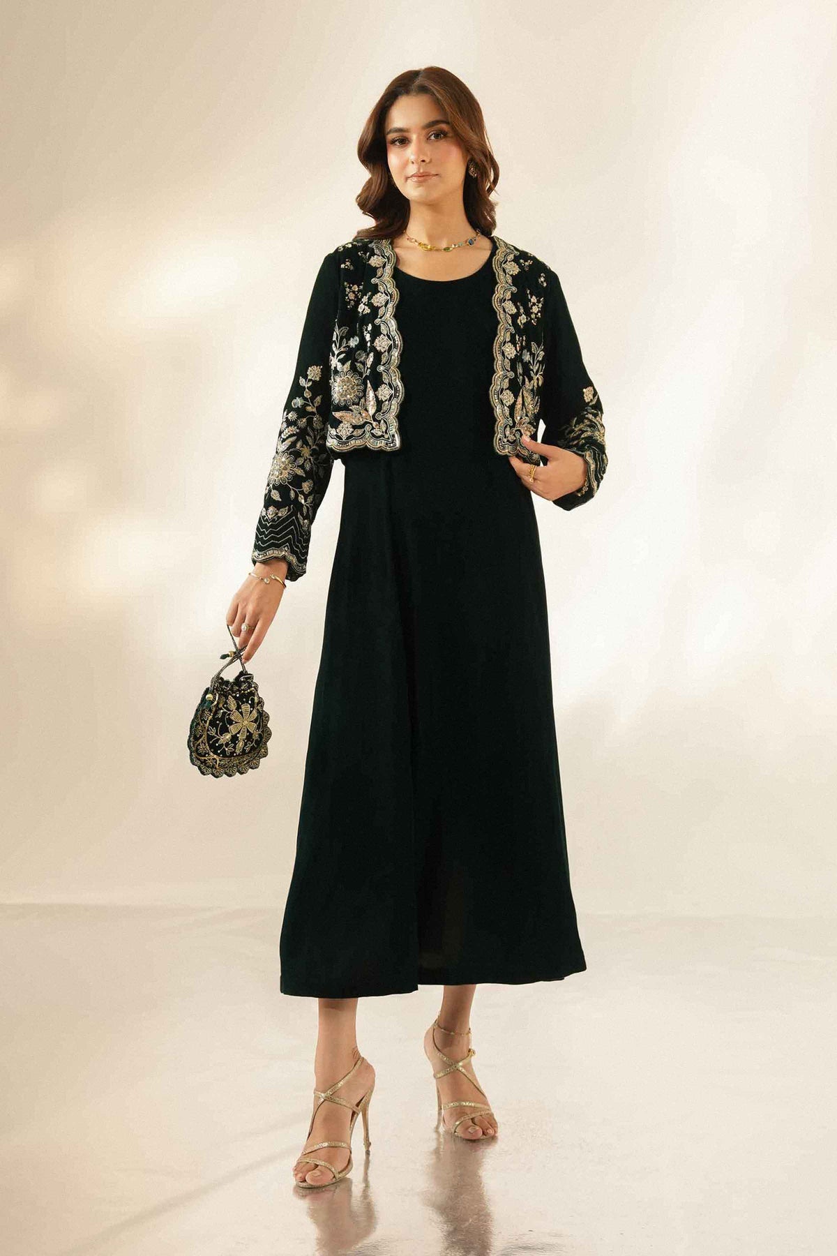 Green 2-Piece Embroidered Suit in Velvet ready-to-wear