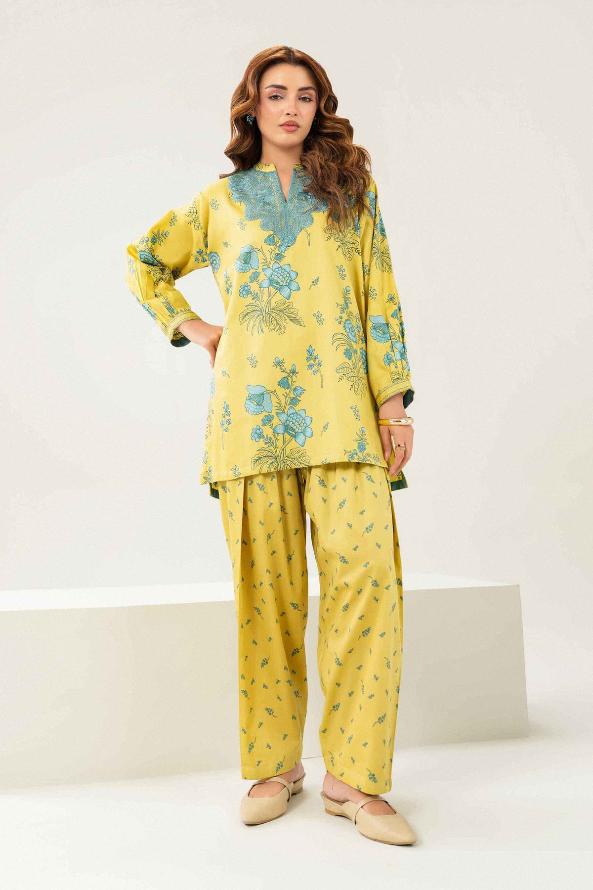 Yellow 2-Piece Printed Embroidered Suit in Satin ready-to-wear