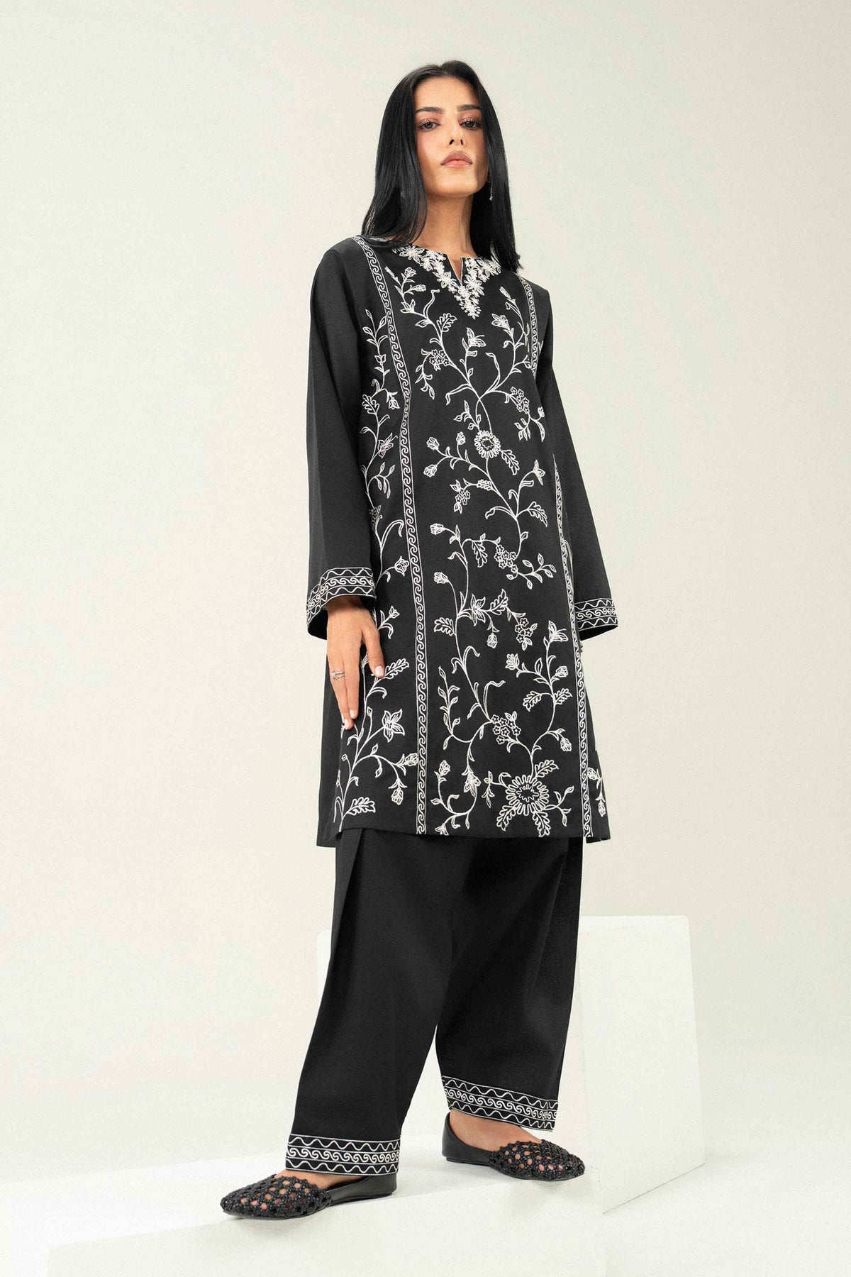 2 Piece - Embroidered Suit - ST2STE-PRET26WV2-19