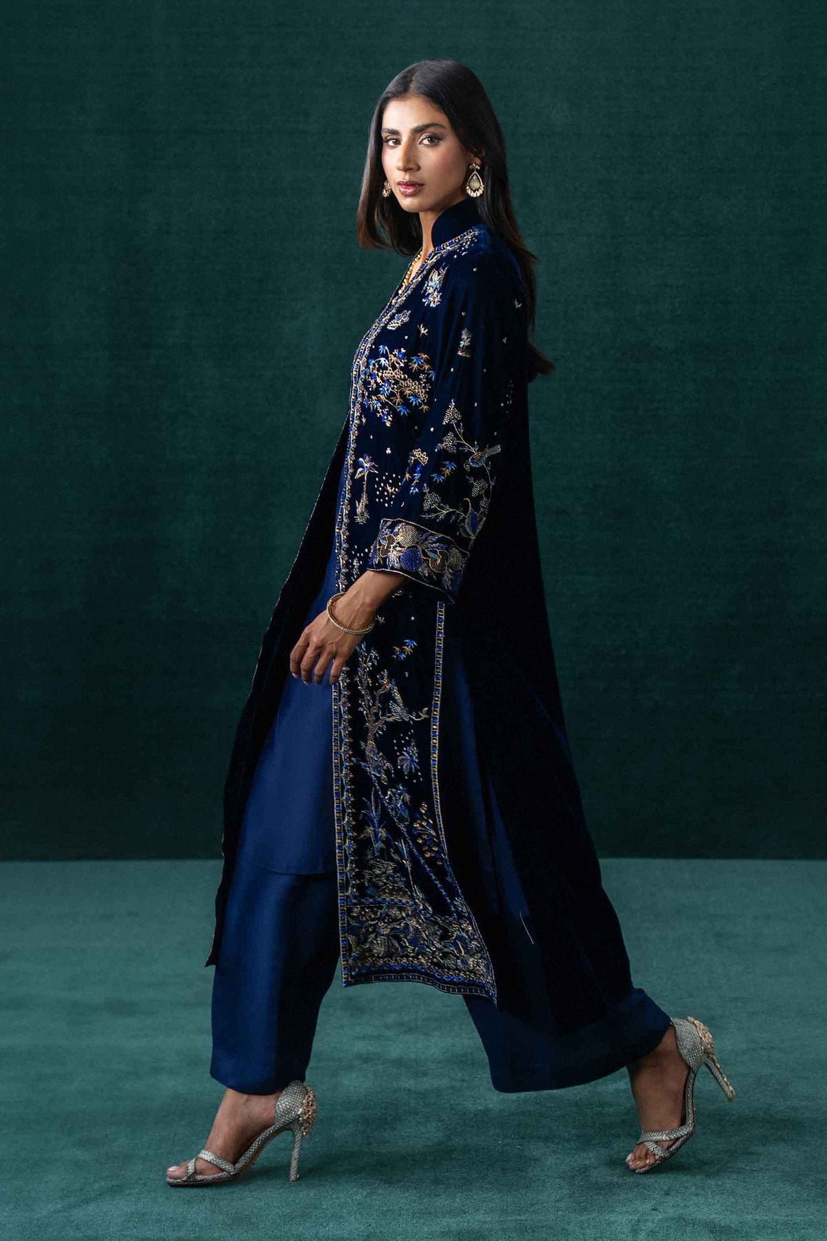 3 Piece - Embroidered Suit - ST3PE-BOUT26WV1-4