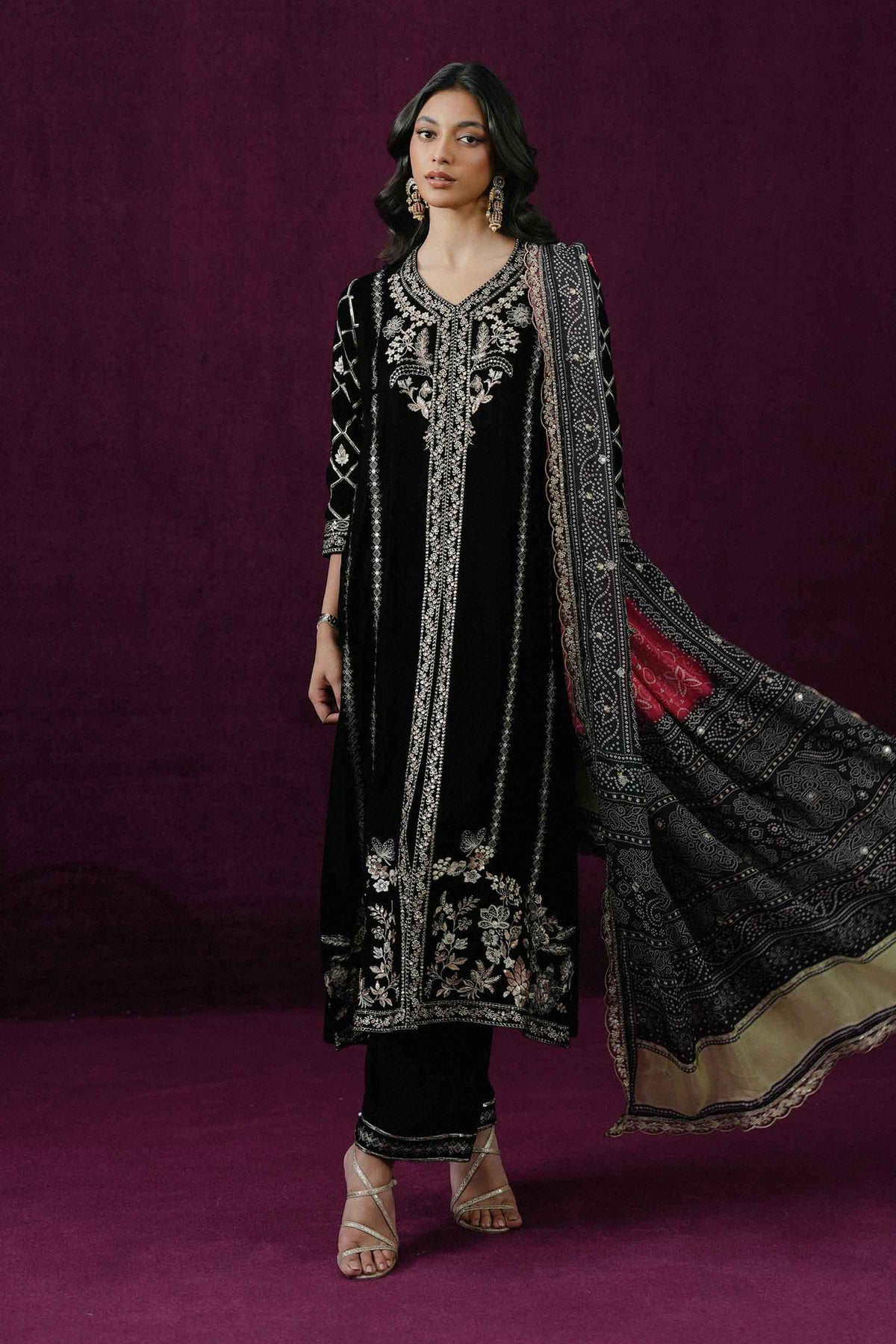 3 PIECE - EMBROIDERED SUIT - ST3PE-BOUT26WV2-28 for Women - Boutique Collection | Nishat UAE | Shop Online