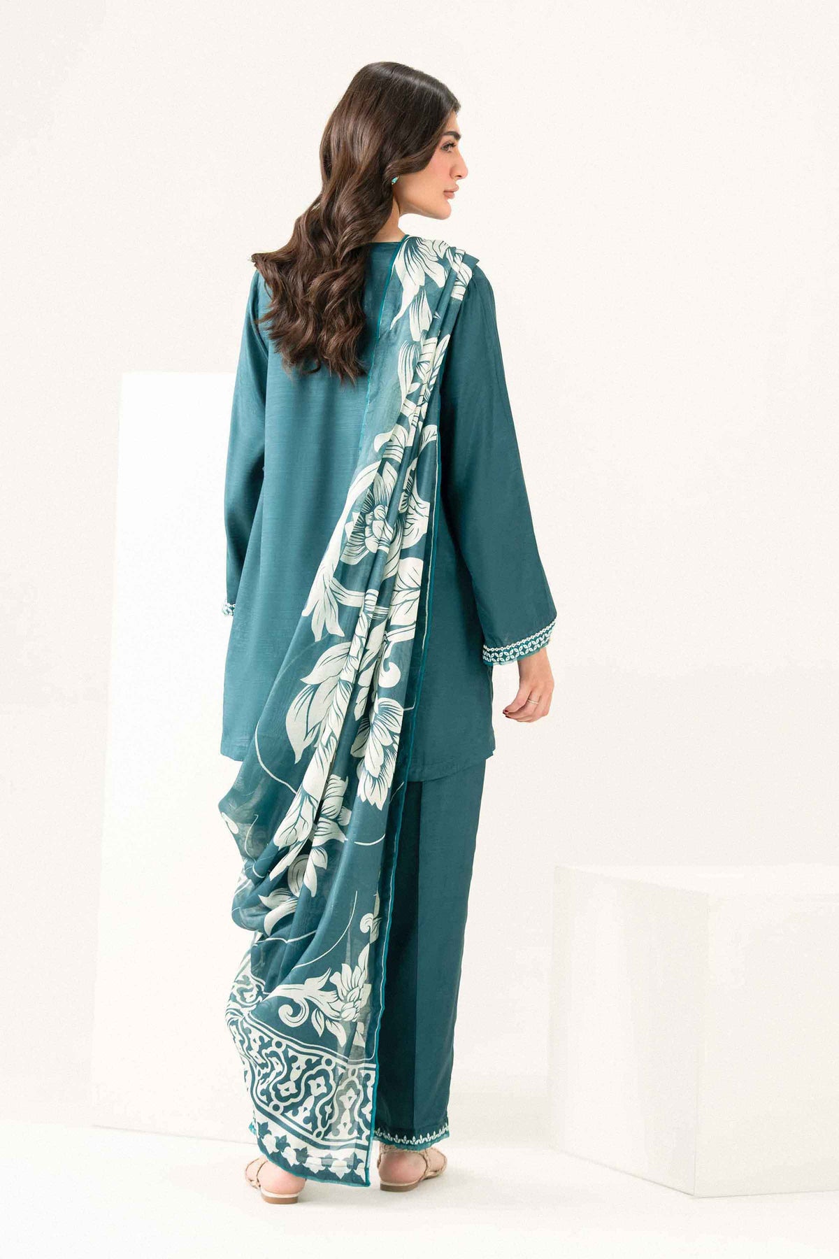 3 Piece - Printed Embroidered Suit - ST3PE-PRET26WV1-17 for Women - Pret Collection | Nishat UAE | Shop Online