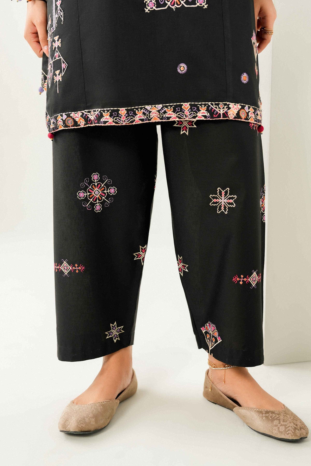 3 Piece - Embroidered Suit - ST3PE-PRET26WV2-32