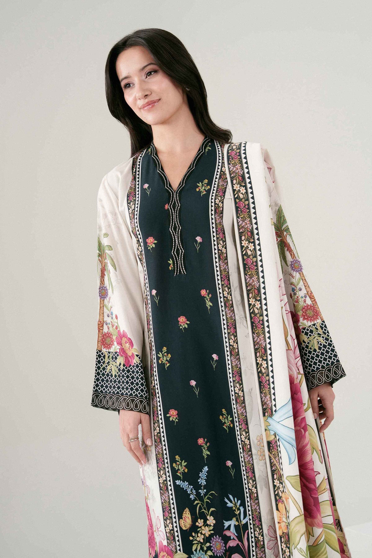 Off White 3-Piece Printed Embroidered Suit in Linen ready-to-wear