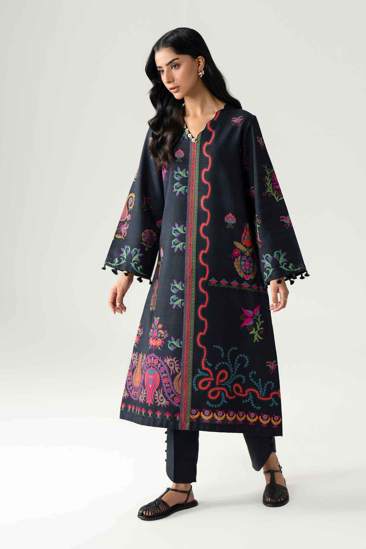 Black 2-Piece Digital Printed Suit in Khaddar unstitched