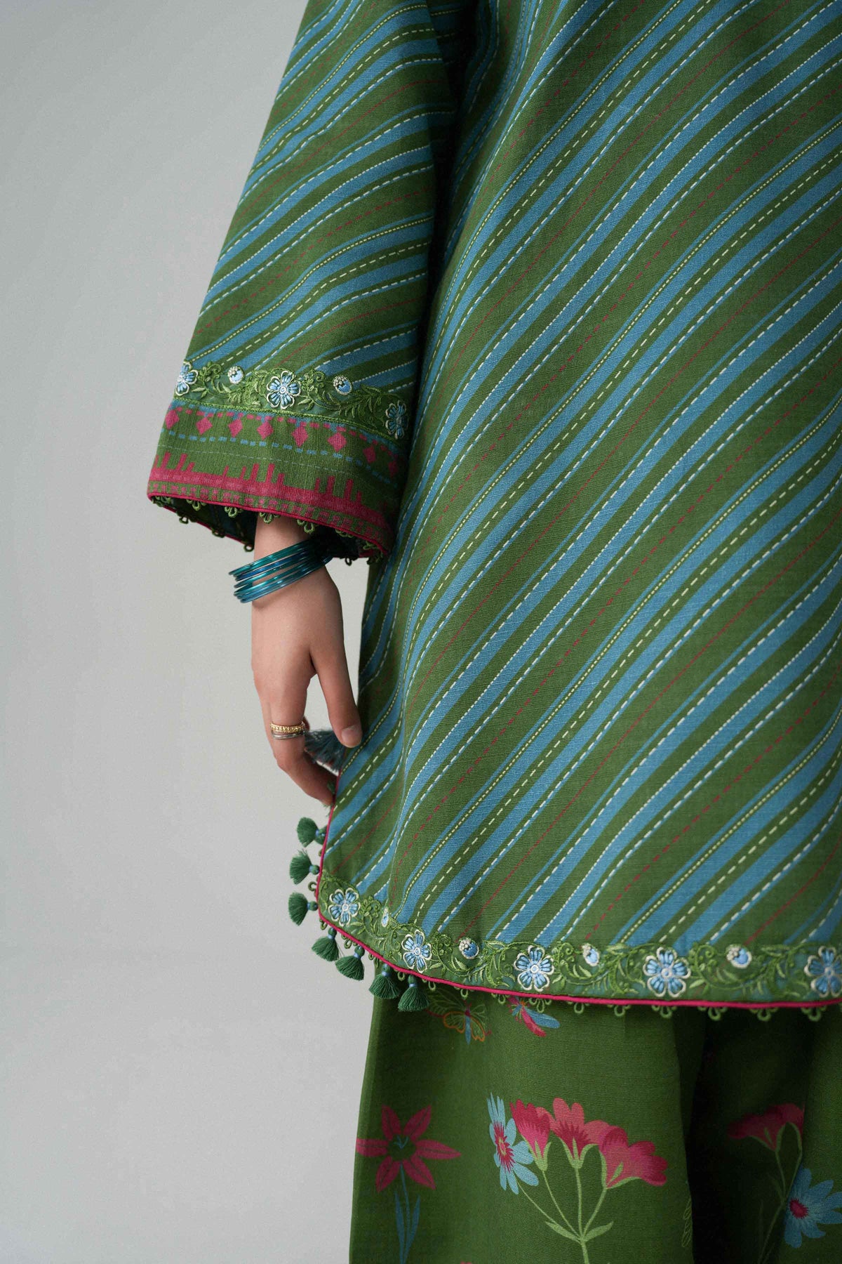 2 Piece - Printed Embroidered Suit - U2STE-NISHA26WV1-46