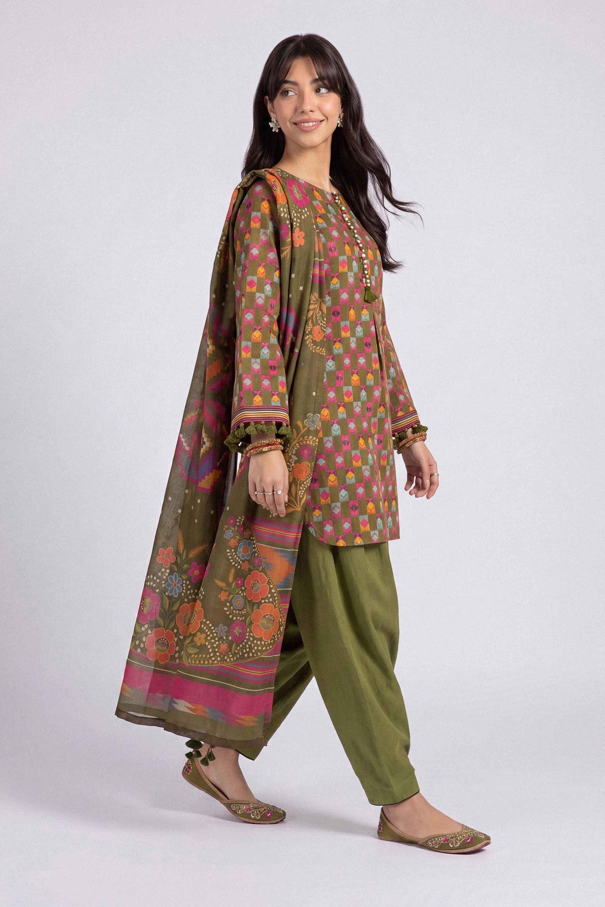 3 Piece - Digital Printed Suit - U3P-NISHA26WV1-10 for, - Unstitched Collection | Nishat | Shop Online