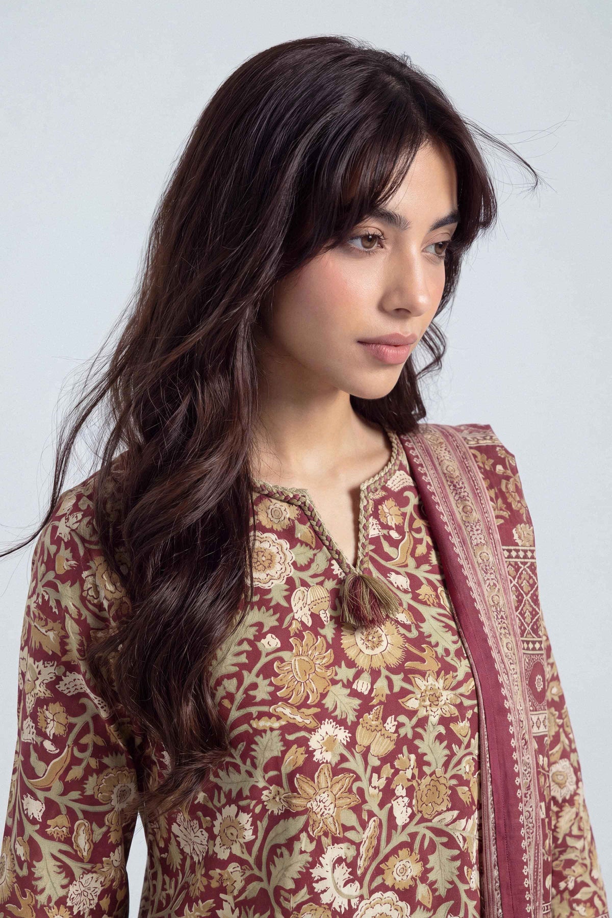 Multi 3-Piece Printed Suit in Linen unstitched