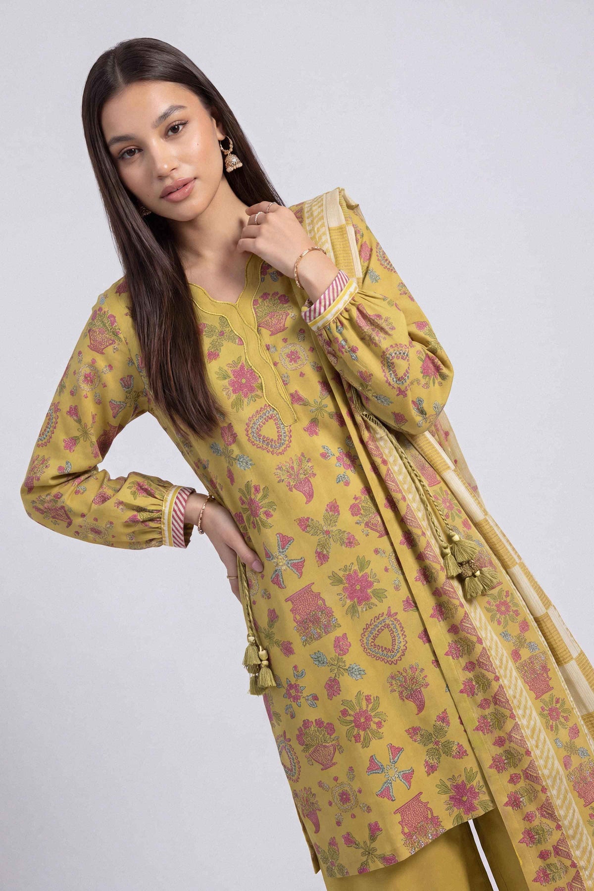 Yellow 3-Piece Printed Suit in Linen unstitched