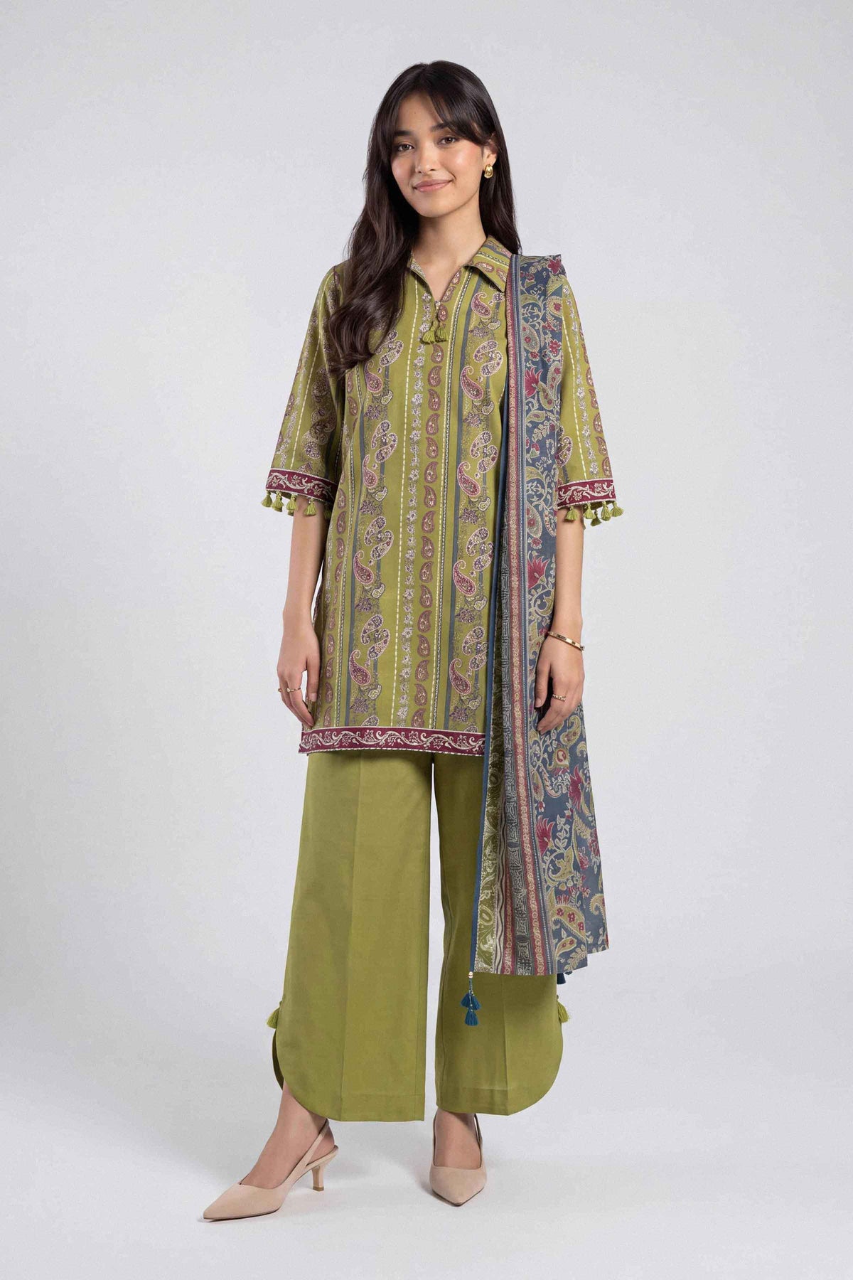Green 3-Piece Printed Suit in Khaddar unstitched