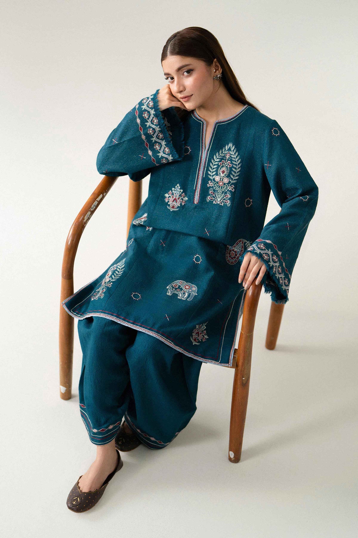 Blue 2-Piece Embroidered Suit in Viscose Zari unstitched