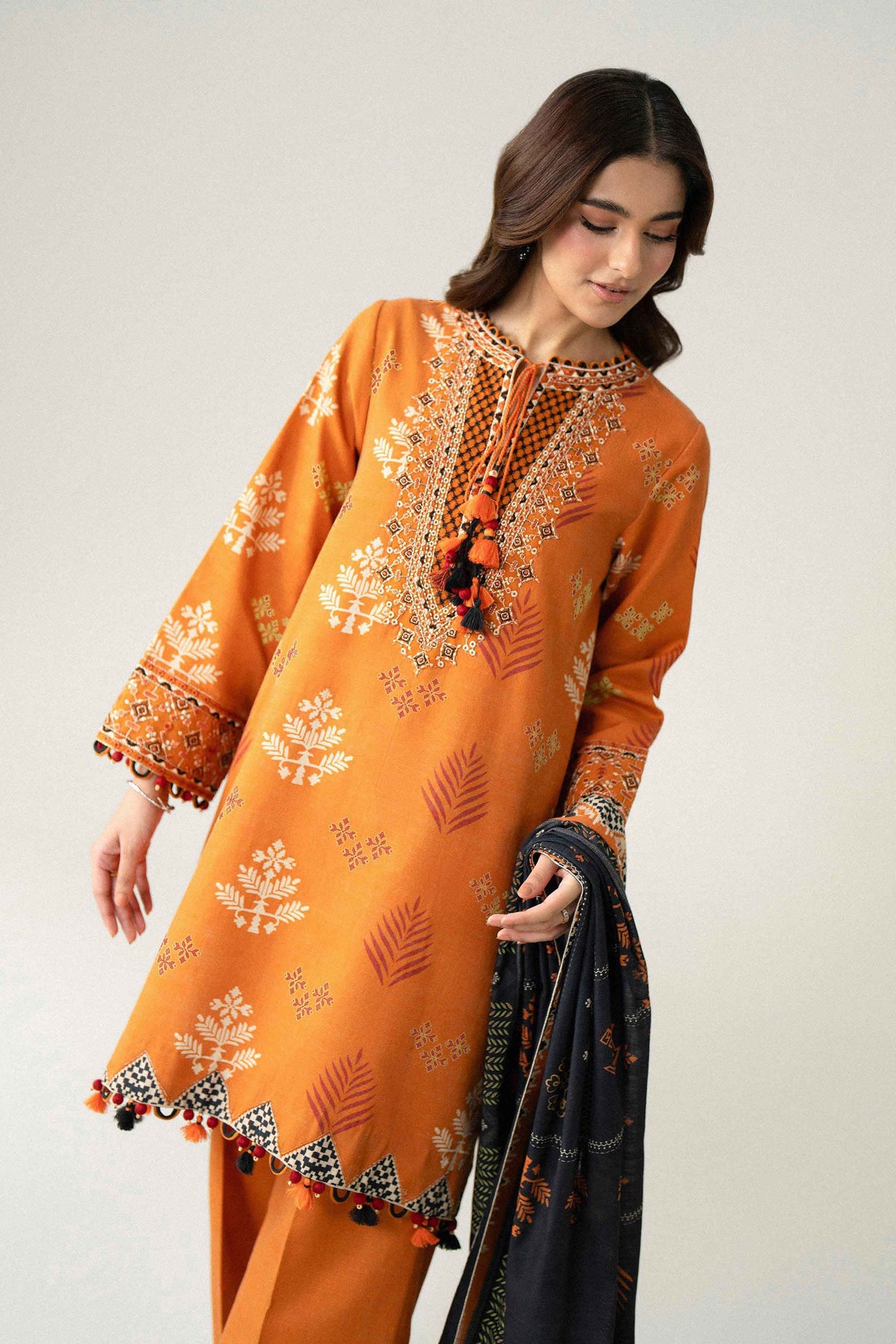 3 Piece - Printed Embroidered Suit - U3PE-NISHA26WV1-18
