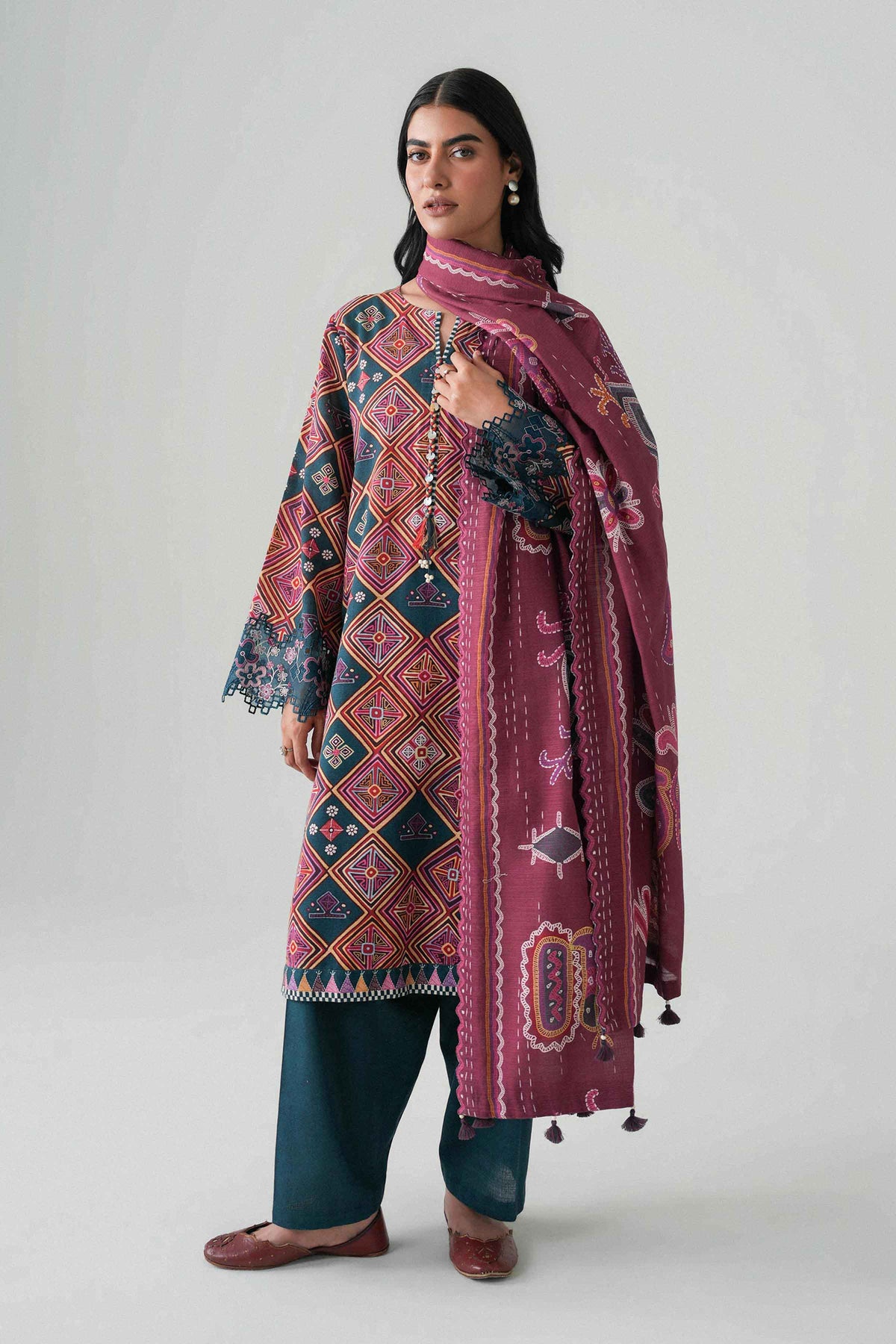 3 Piece - Printed Embroidered Suit - U3PE-NISHA26WV1-95