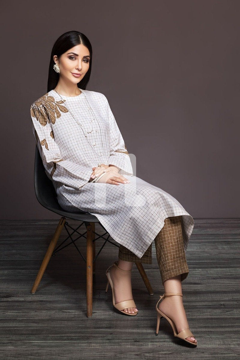Nishat Linen UAE - KF-395 White Printed Embroidered Formal Linen Shirt & Printed Linen Trousers