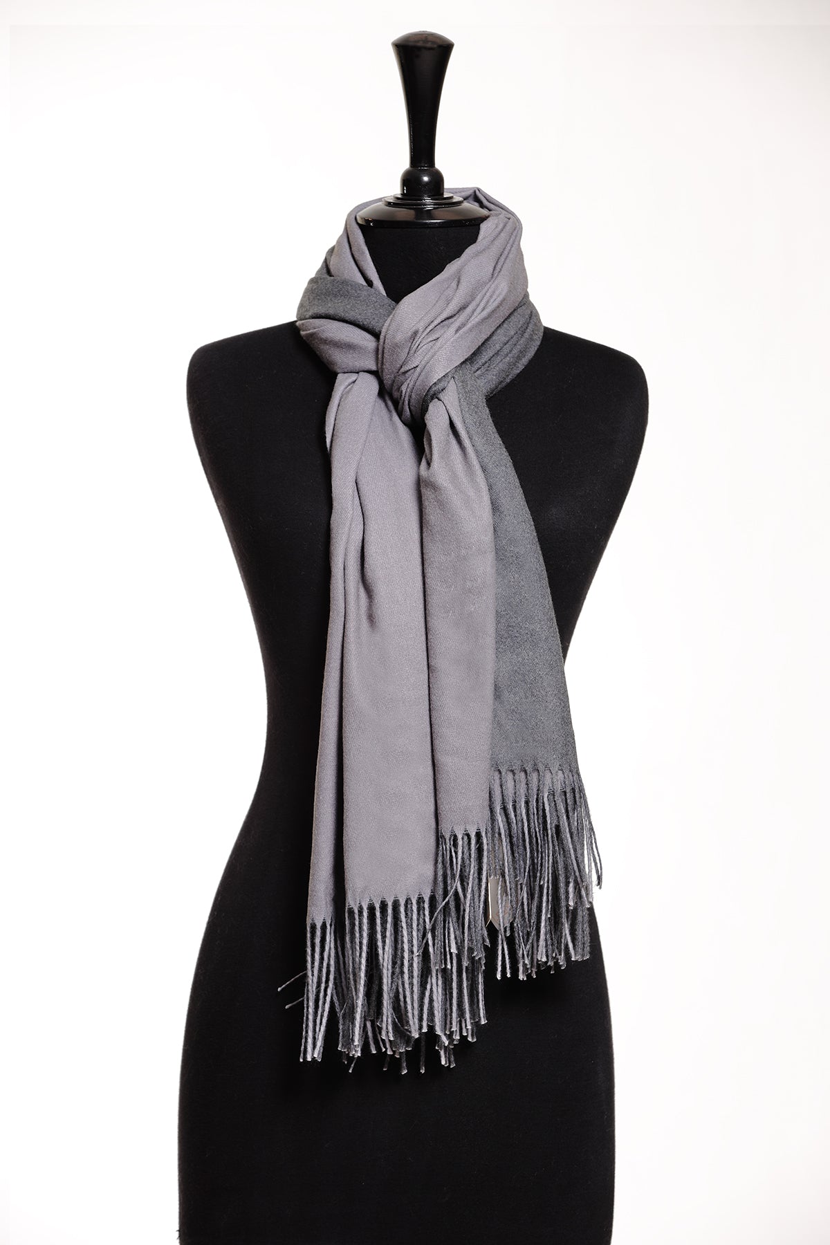 428582111-Women Shawl-W22