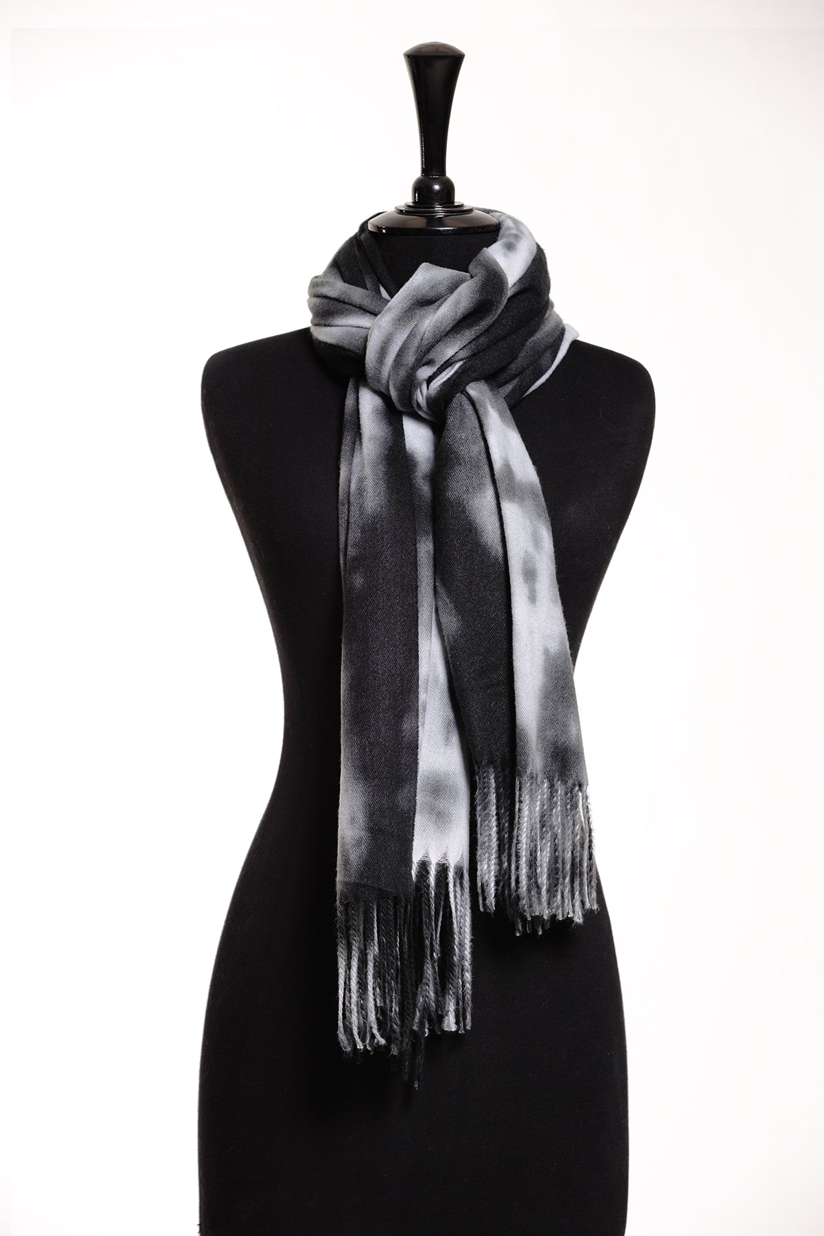 428612103-Women Shawl-W22
