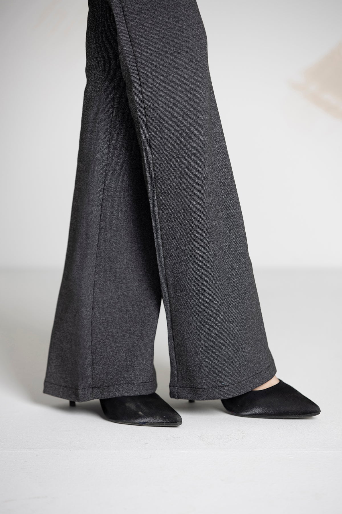 PW22-221-Wide Leg Trousers