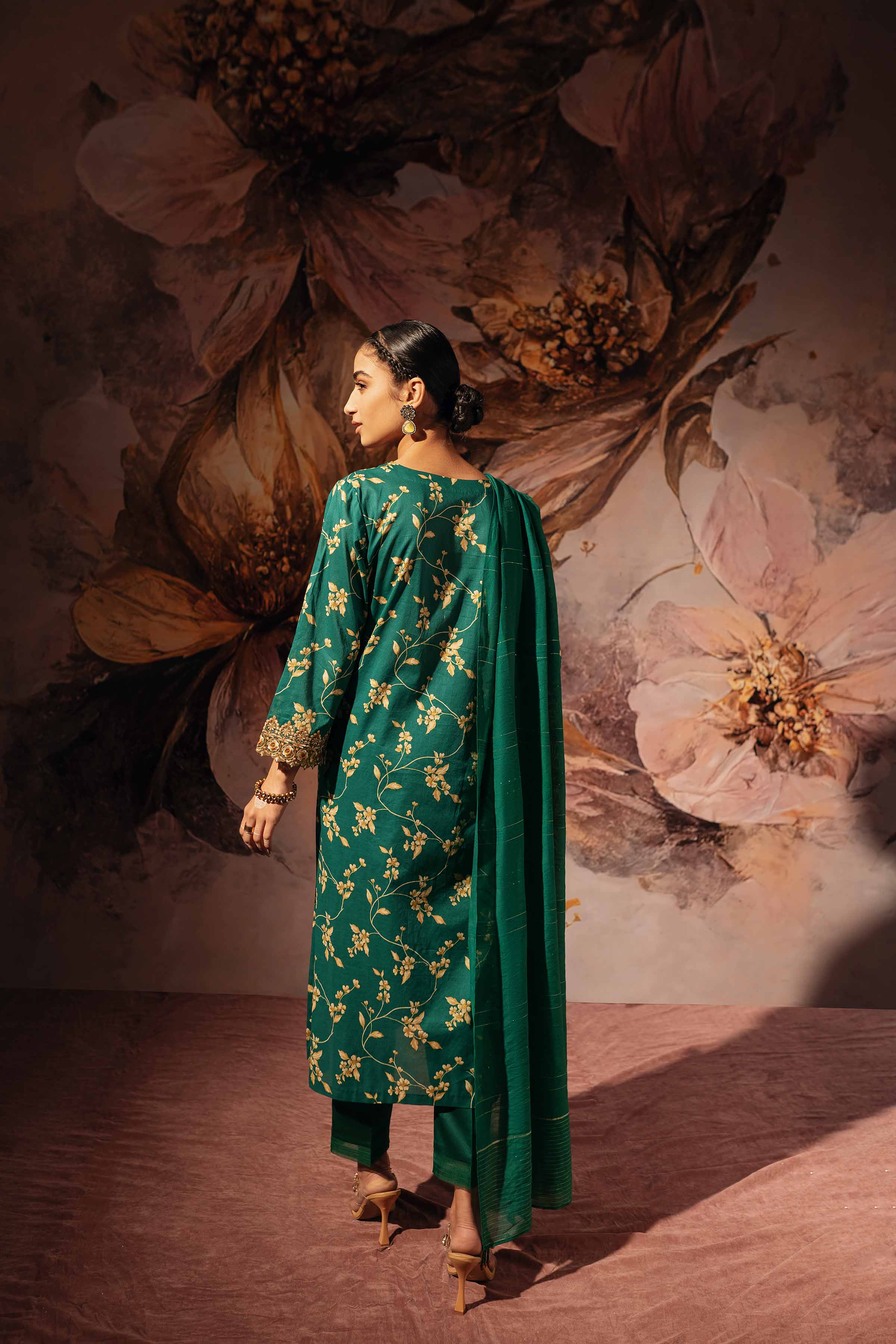 2 Piece - Gold Printed Embroidered Suit - 42301229