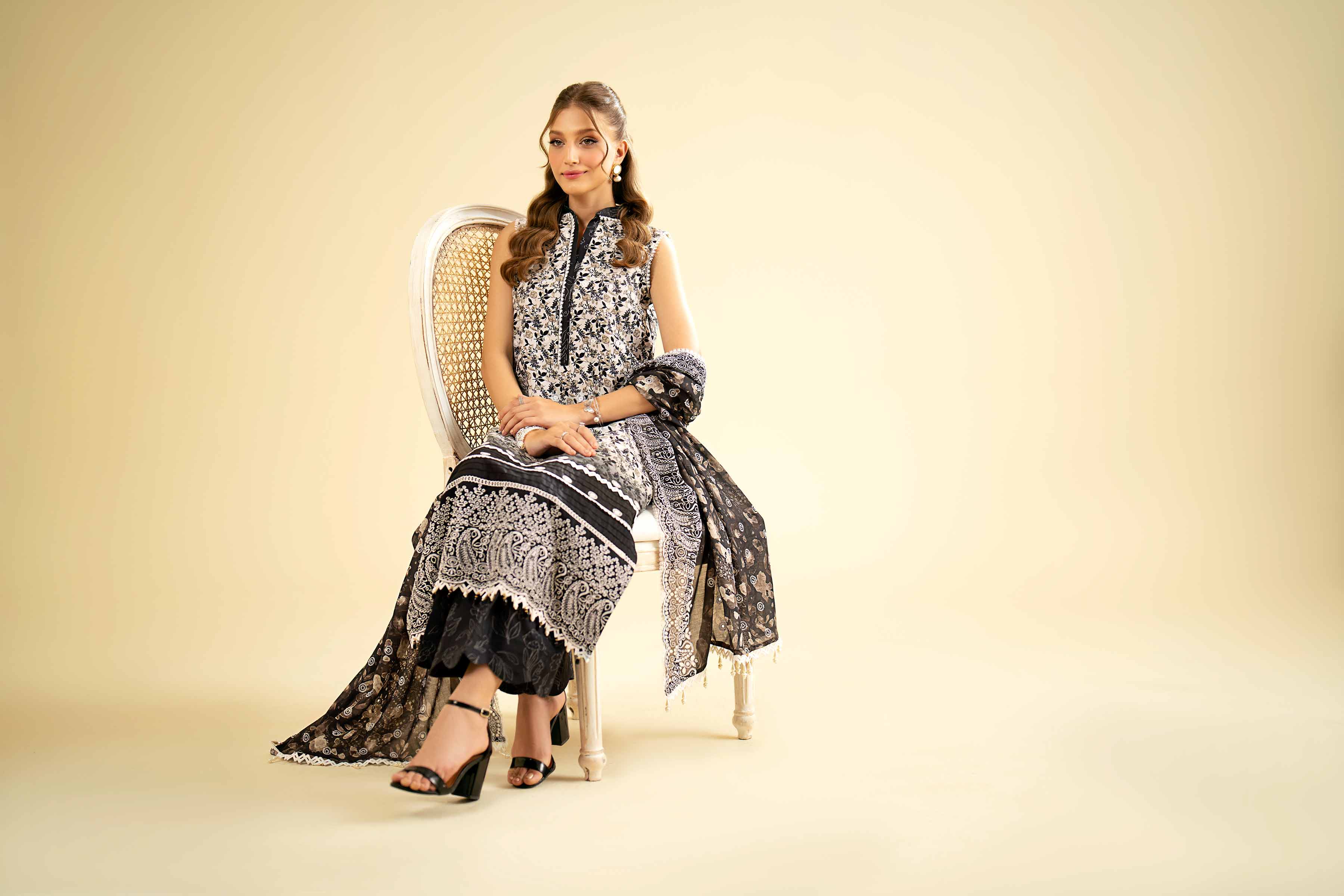 3 Piece - Digital & Paste Printed Embroidered Suit - 42401922