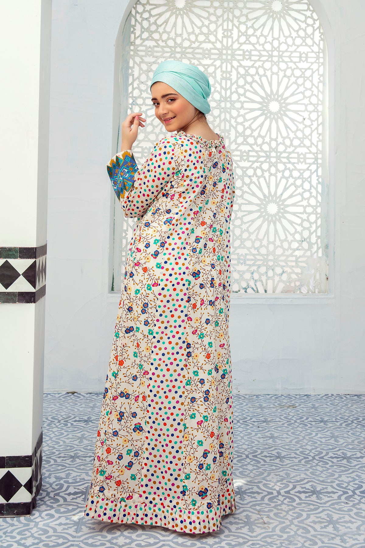 DE21-01-Mix & Match Paneled Flared Embroidered Stitched Fustaan-1PC