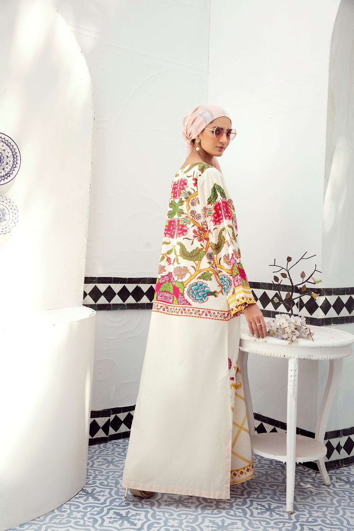 DE21-07-Embroidery Detailing Basic stitched Fustaan-1PC