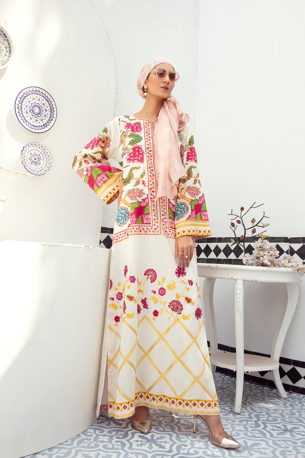 DE21-07-Embroidery Detailing Basic stitched Fustaan-1PC