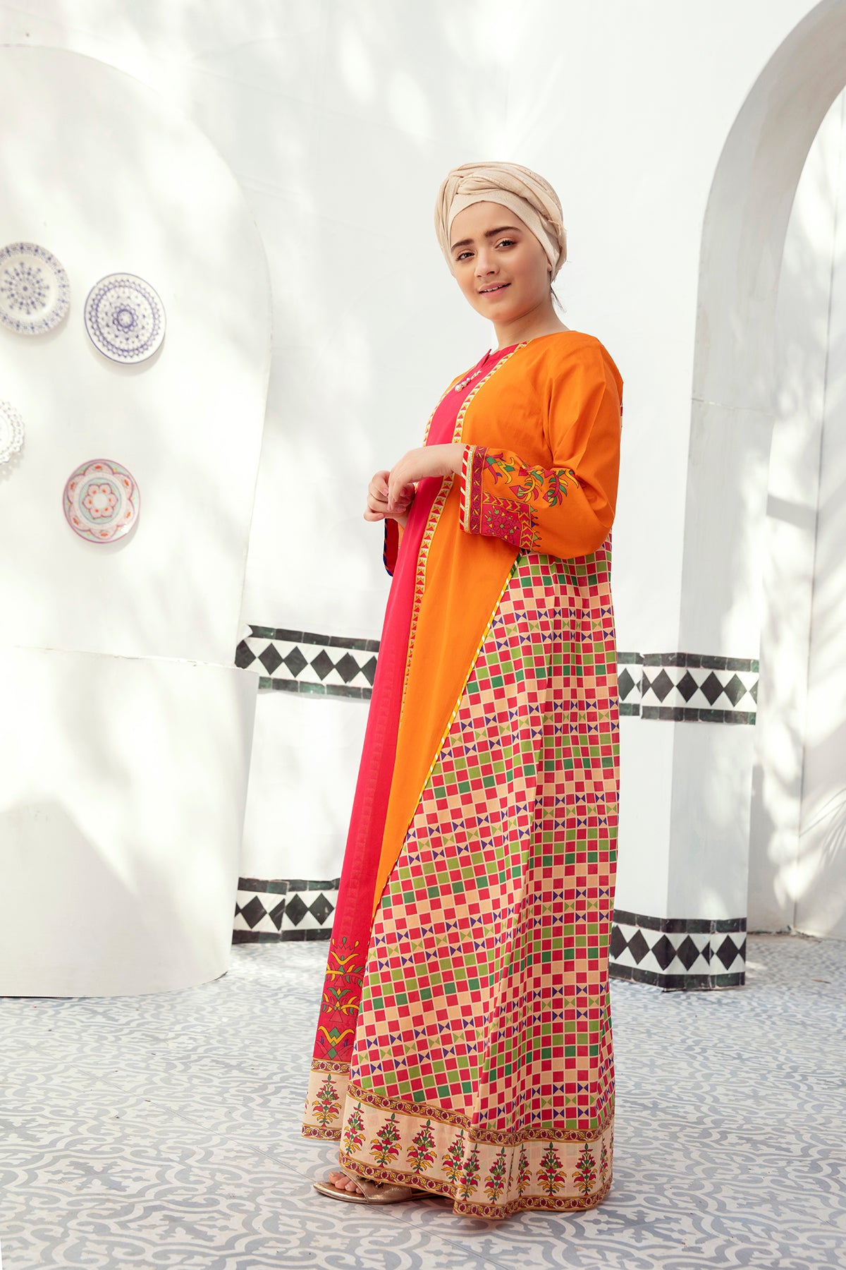 DE21-33-Lace Detailing Stitched Fustaan-1PC