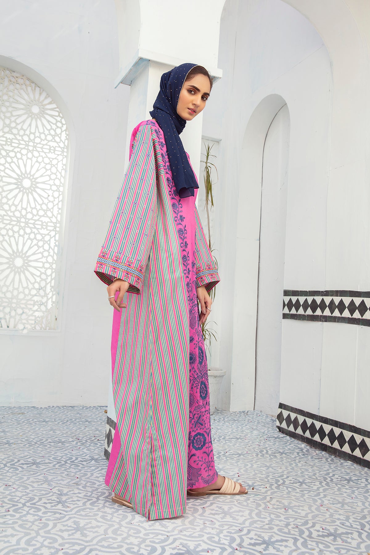 DE21-42-Mix & Match Embroidered Paneled Stitched Fustaan-1PC