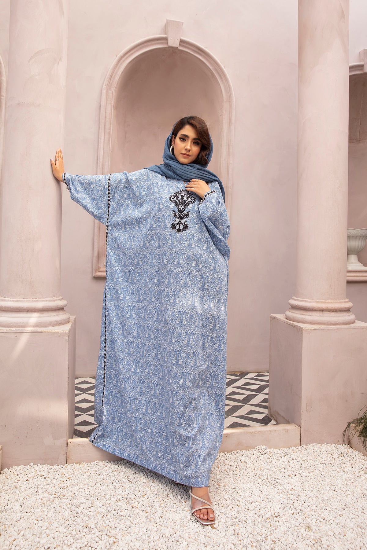 DE22-28-Organza Detailing Printed Embroidered Fustaan 1PC