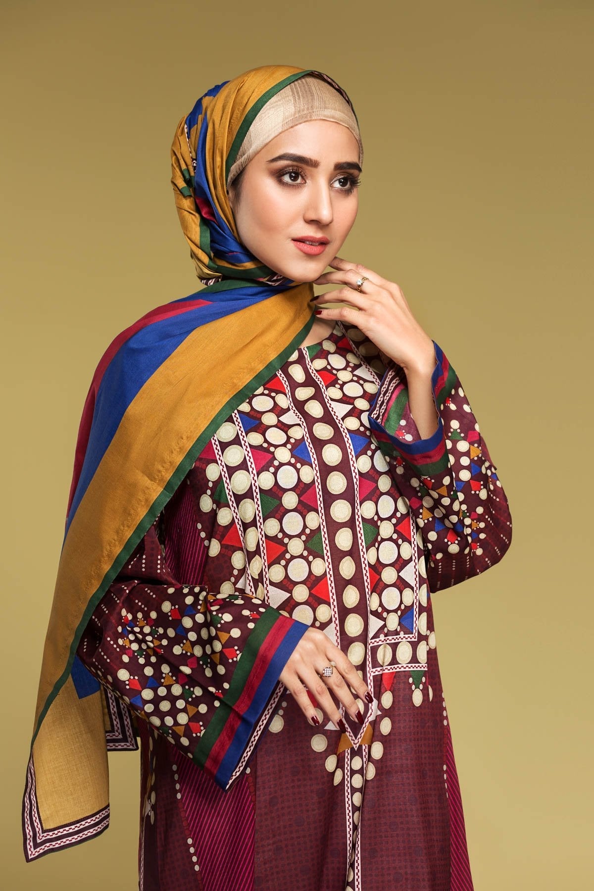 DS20-27 Printed Stitched Fustaan & Printed Scarf - 2PC