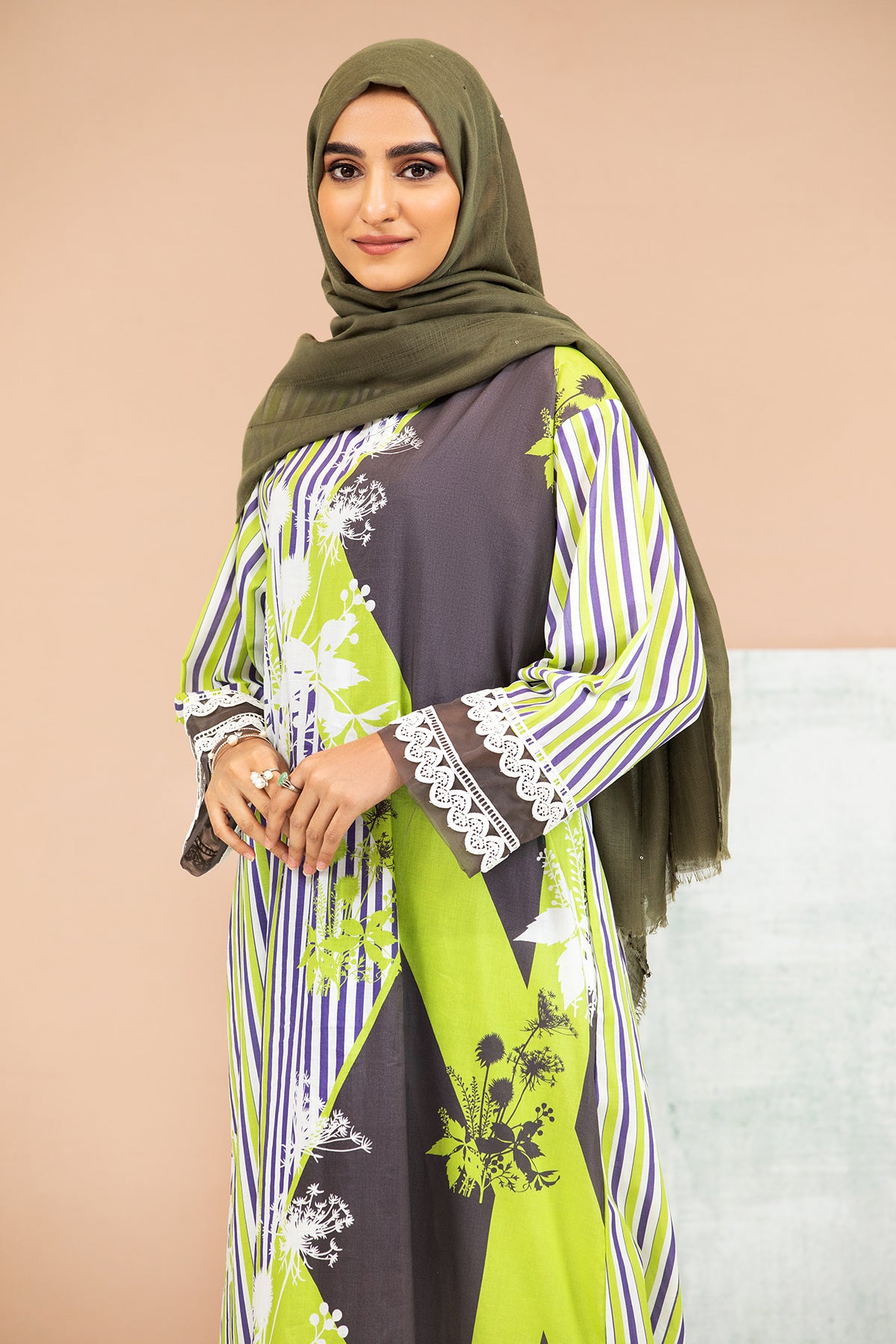 DS21-140 Printed Lawn Fustaan