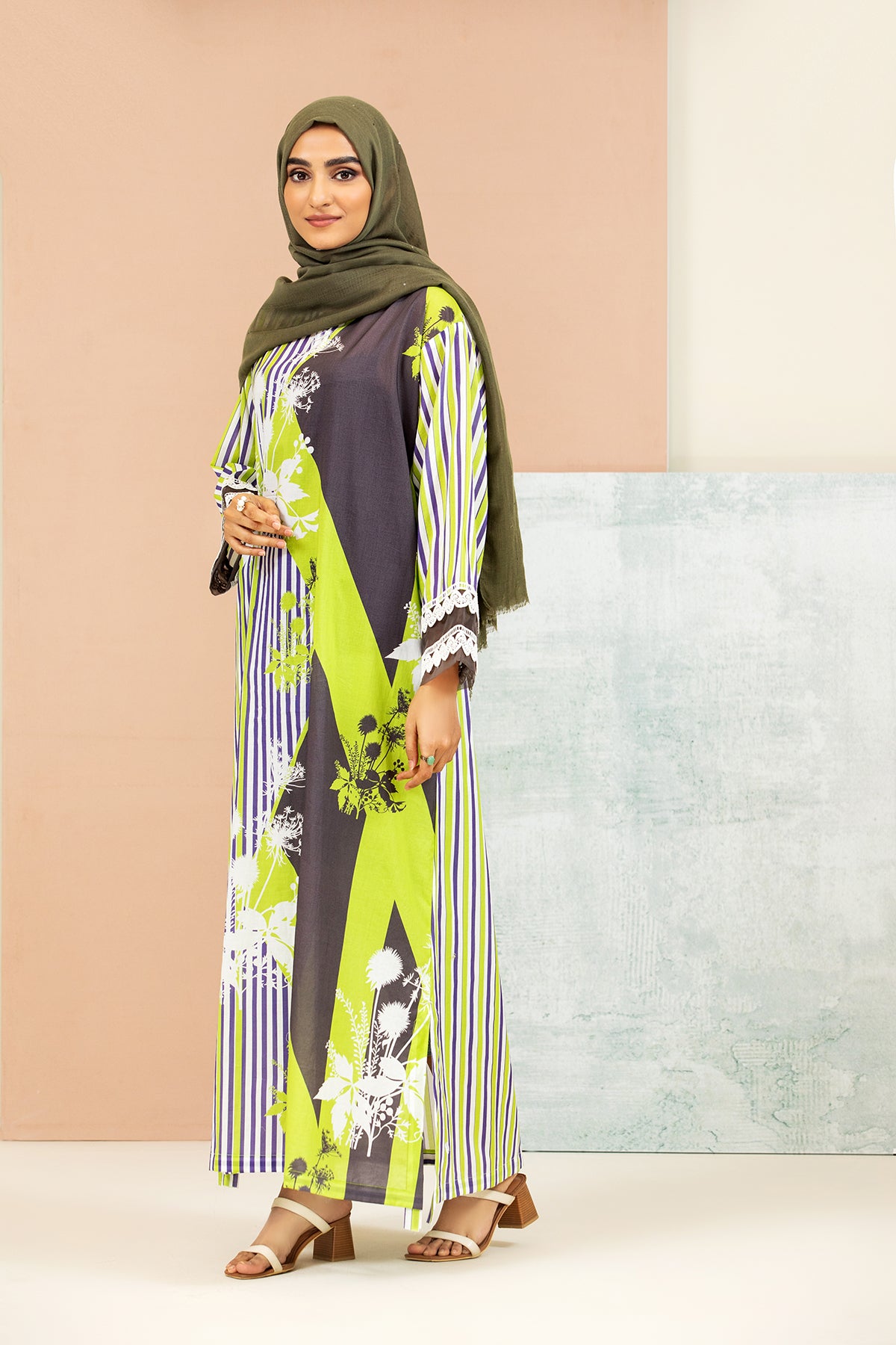 DS21-140 Printed Lawn Fustaan