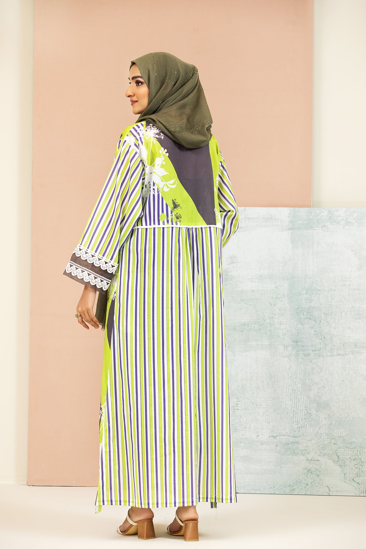 DS21-140 Printed Lawn Fustaan