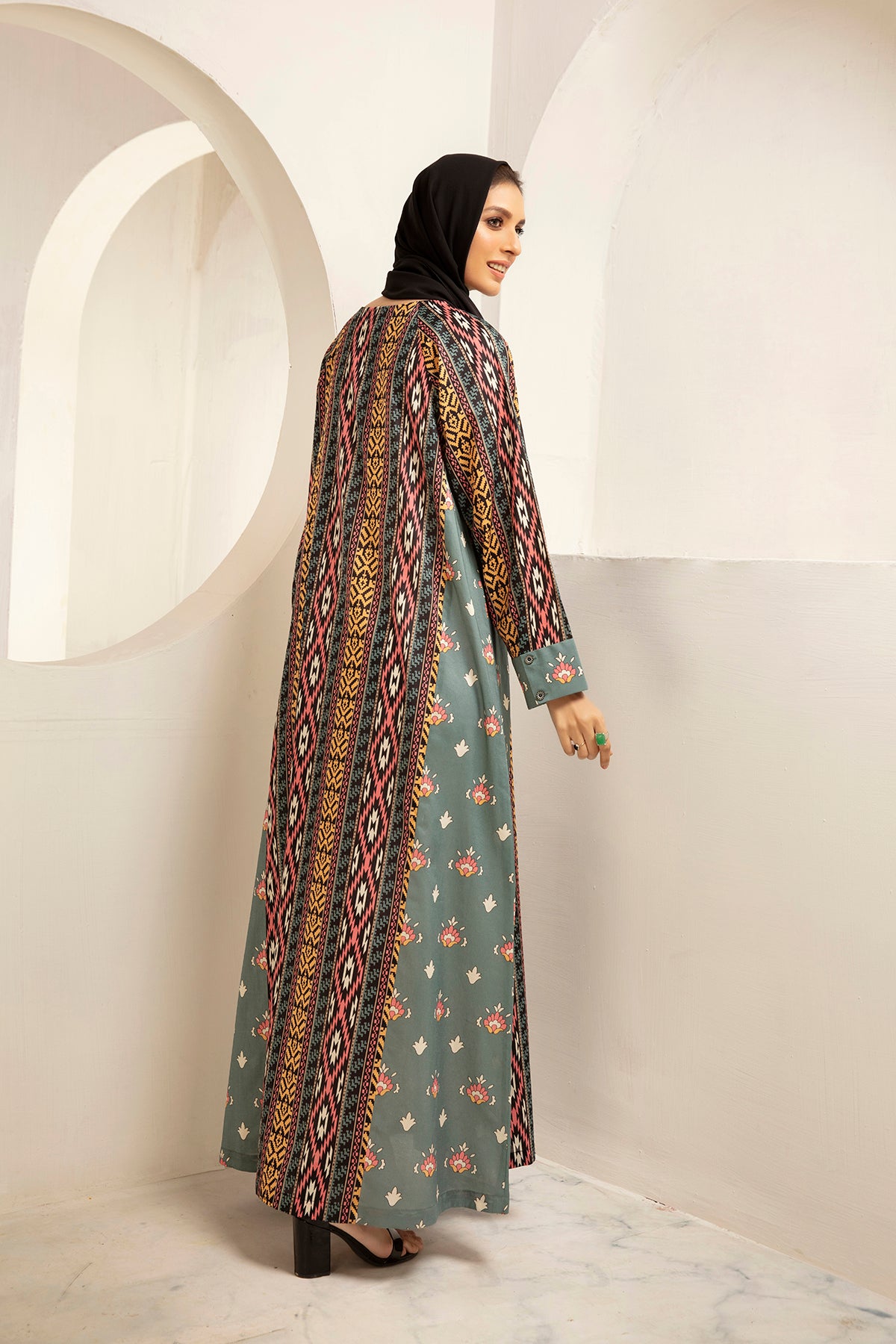 DS21-14-Digital Cambric Stitched Fustaan-1PC