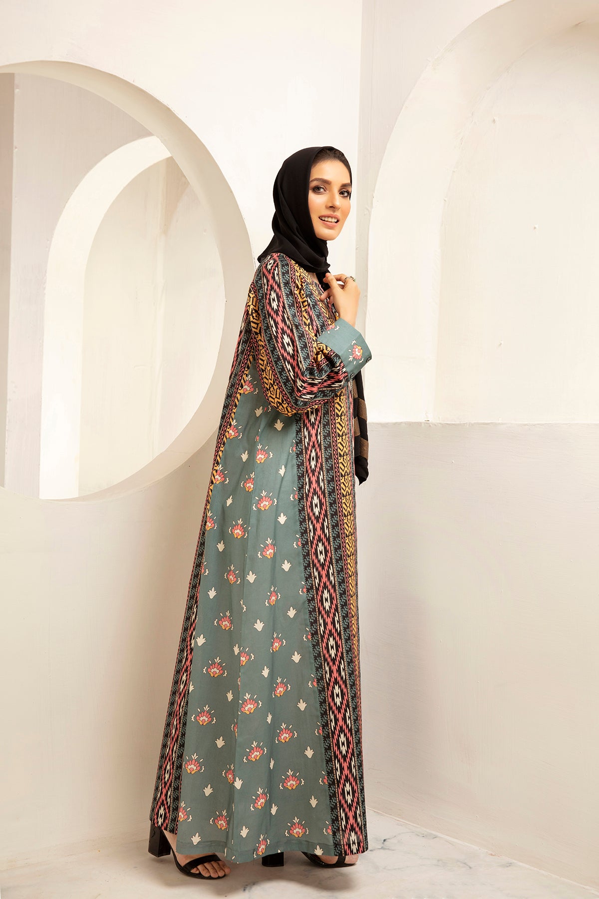 DS21-14-Digital Cambric Stitched Fustaan-1PC