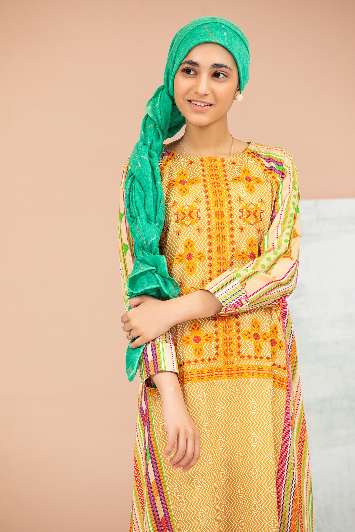 DS21-152-Embroidered Printed Lawn Kids Fustaan