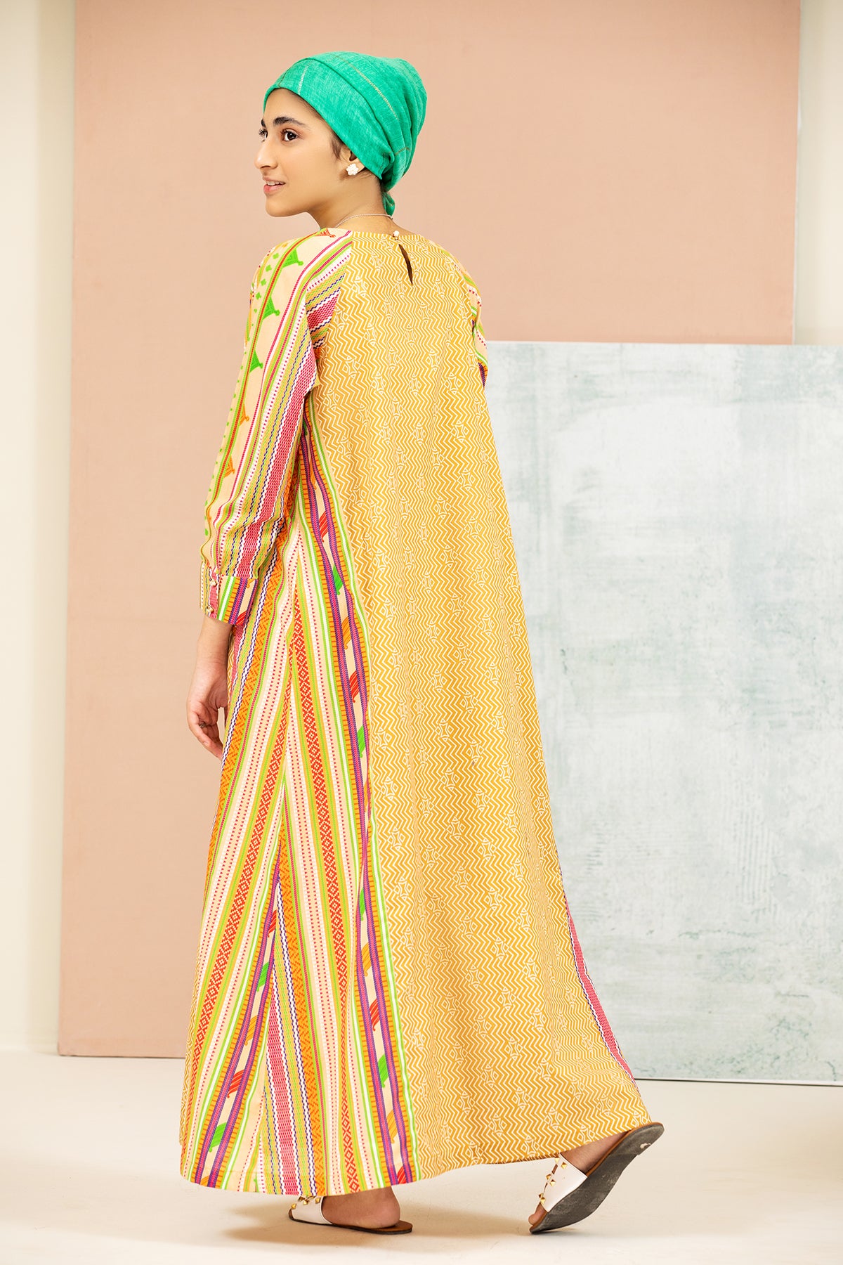 DS21-152-Embroidered Printed Lawn Kids Fustaan