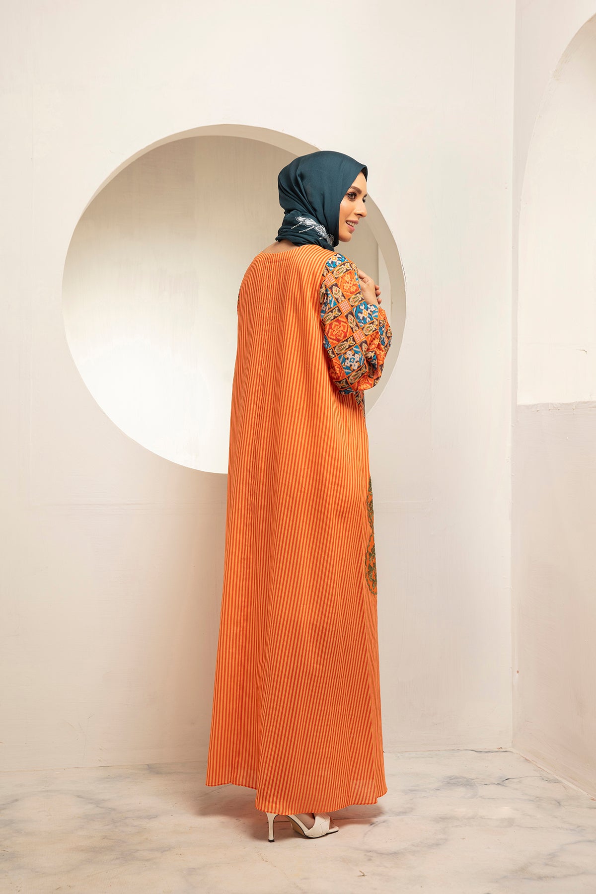 DS21-24-Digital Cambric Stitched Fustaan-1PC