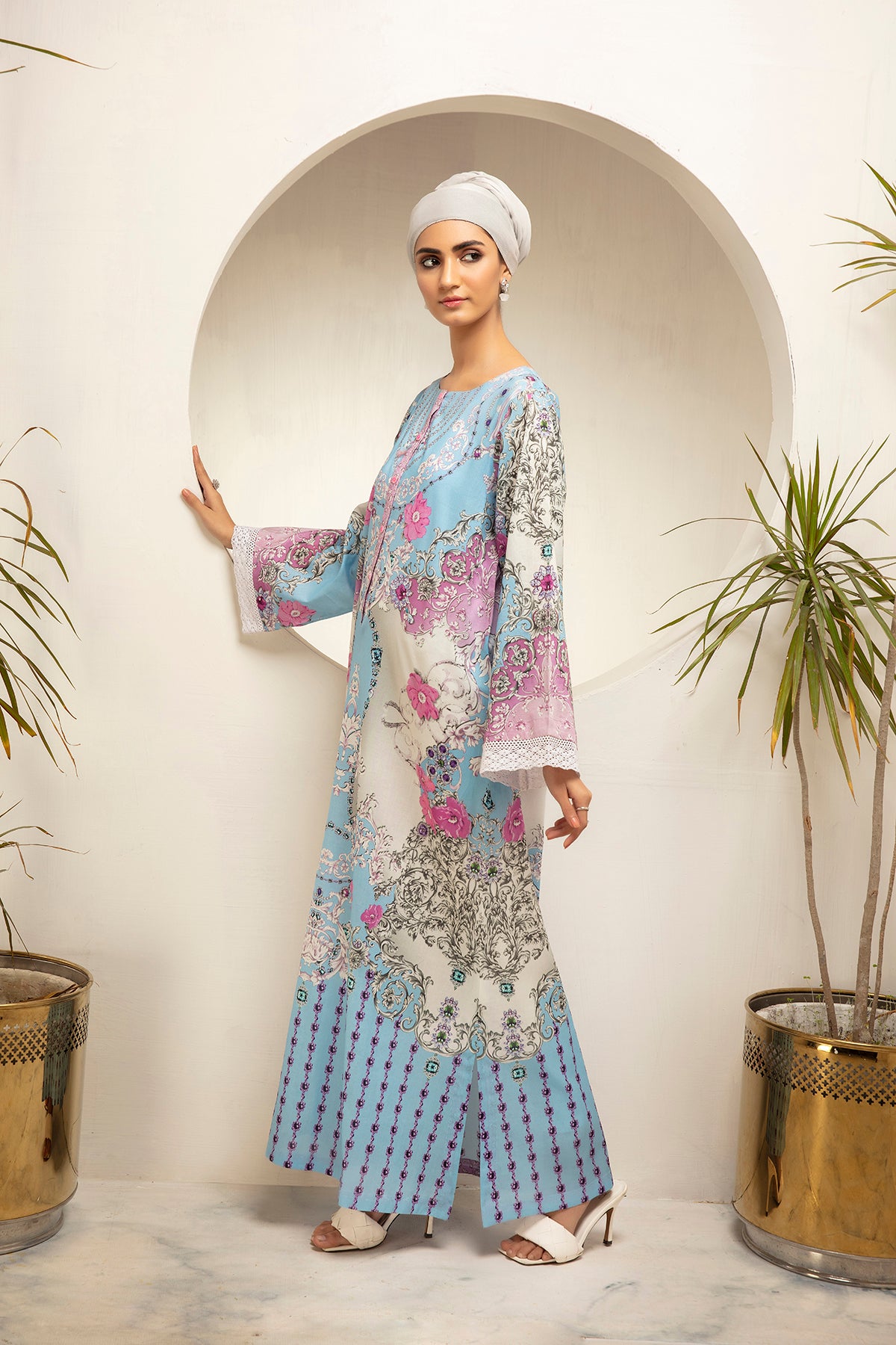 DS21-33 - Digital Cambric Stitched Fustaan With Mask - 1PC