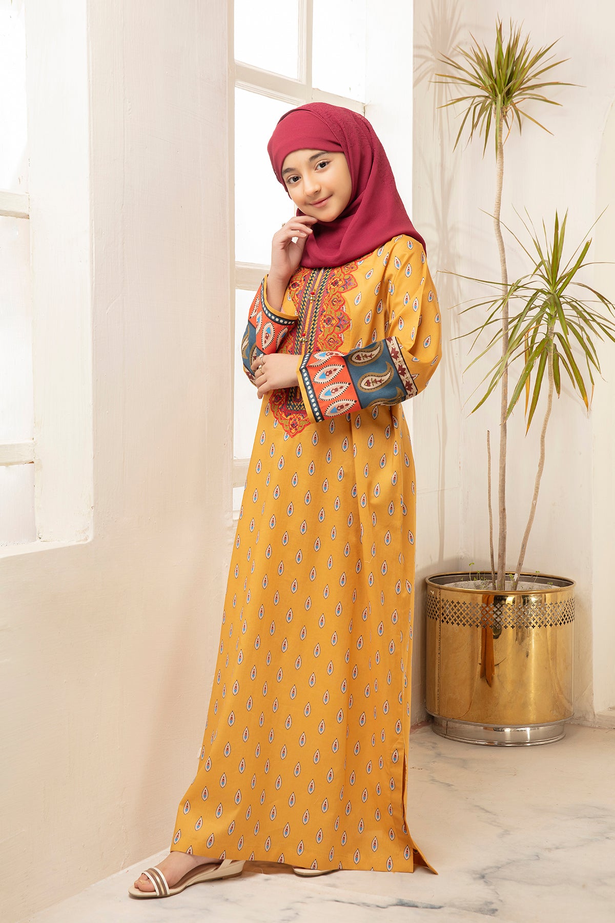 DS21-39-Digital Cambric Embroidered Stitched Fustaan With Mask-1PC