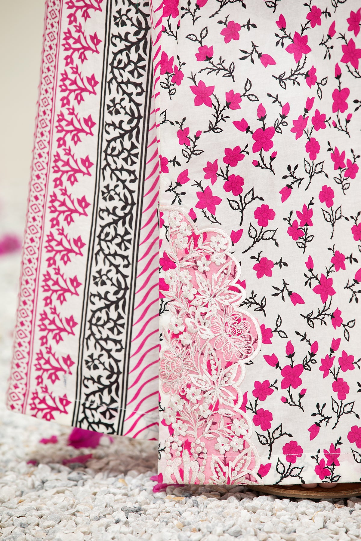 DS21-64/Kids Embroidered Mix & Match Printed Lawn Fustaan