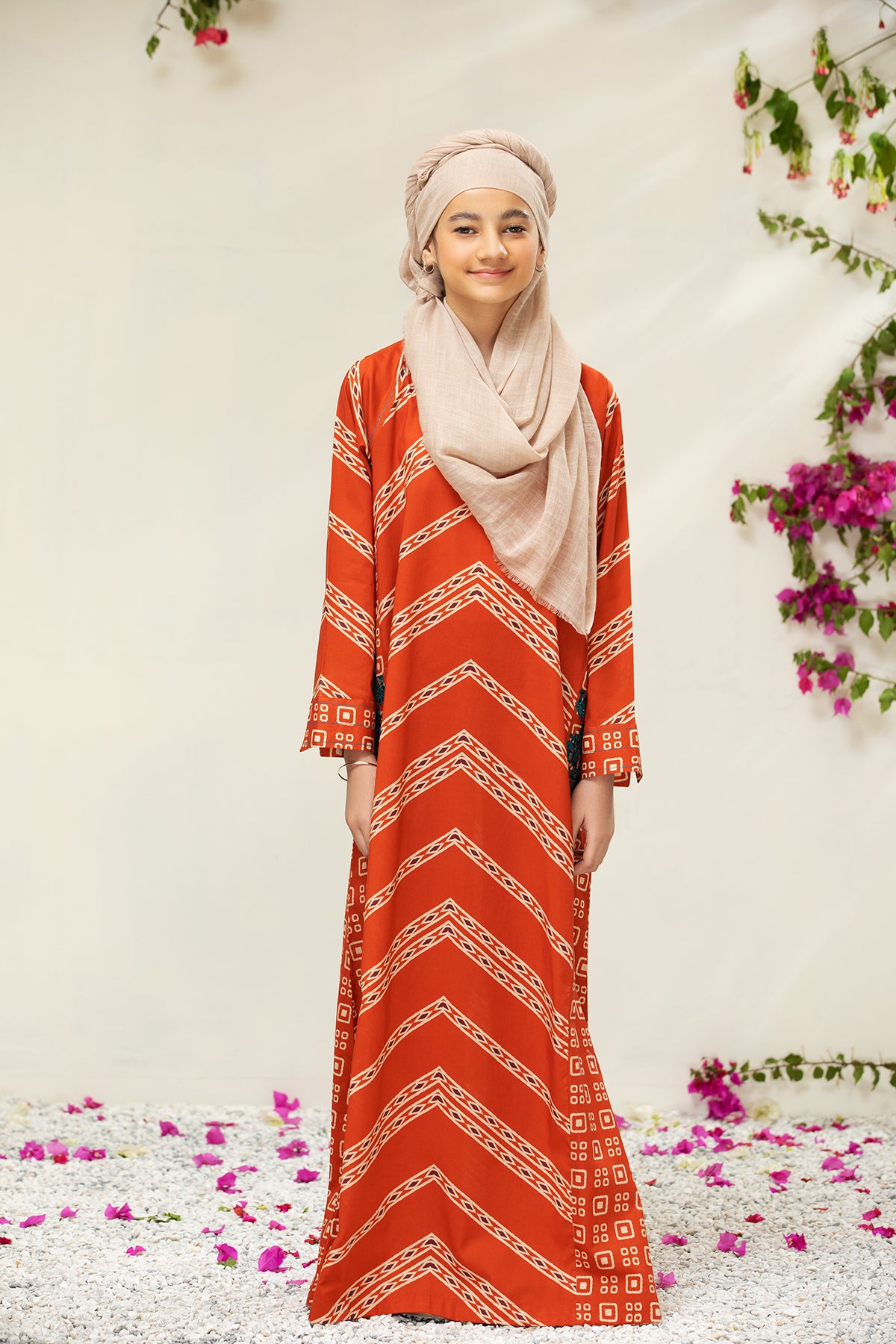 DS21-71-Kids Embroidered Printed Lawn Fustaan