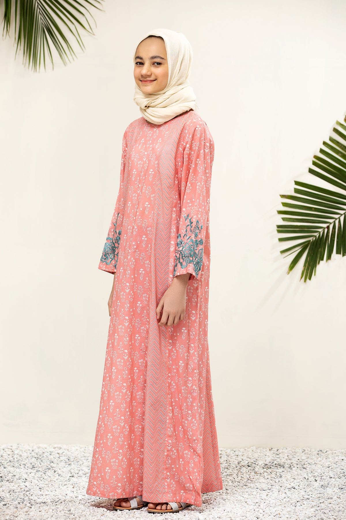 DS21-75/KIDS Embroidered Printed Lawn Fustaan