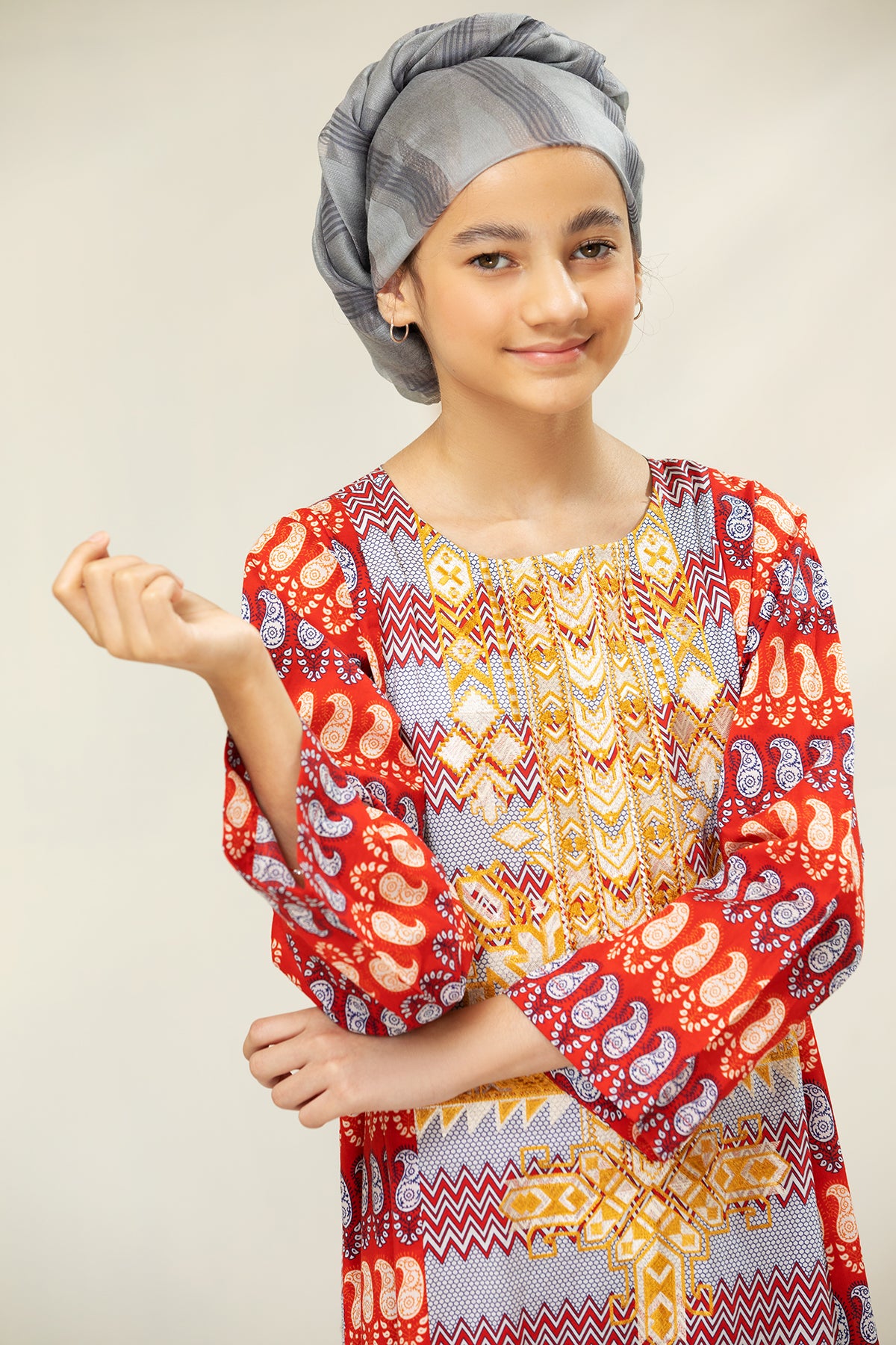 DS21-80/KIDS Embroidered Printed Lawn Fustaan