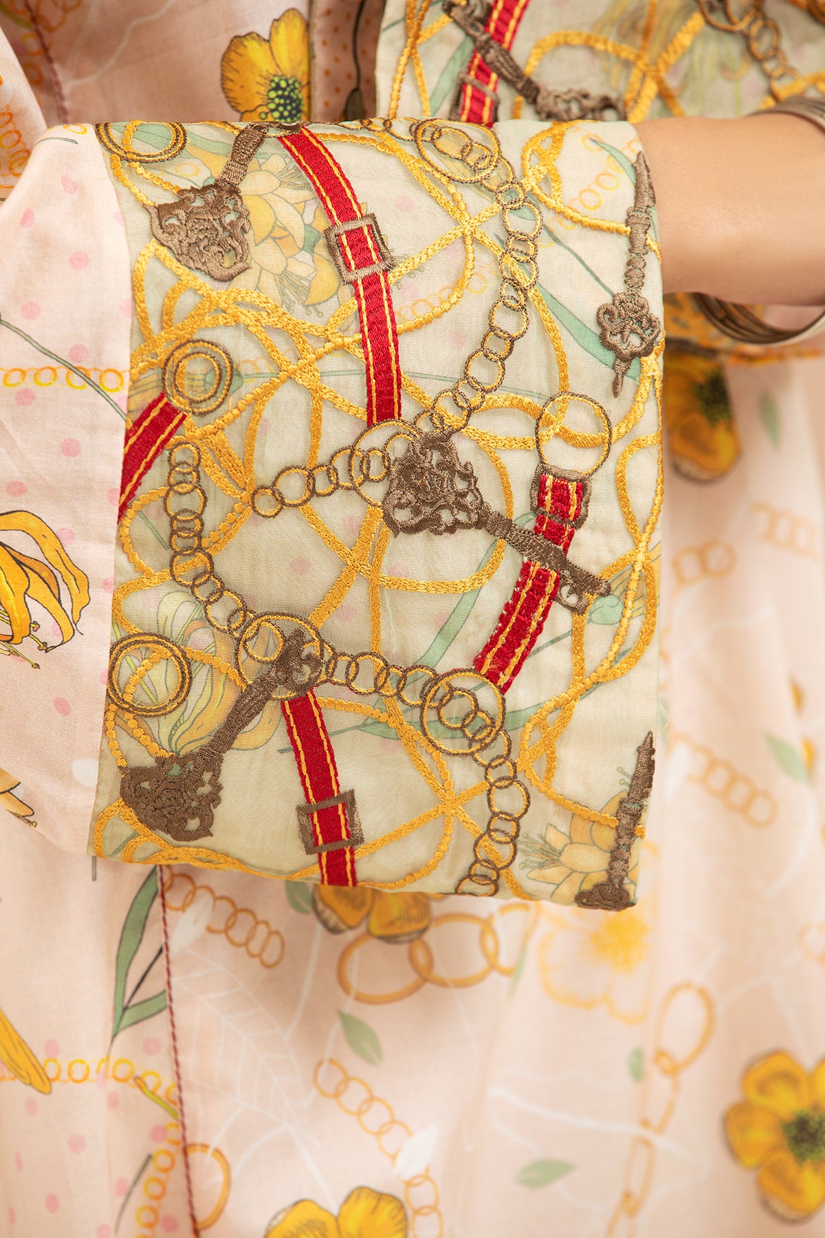 DS21-97 Embroidered Printed Lawn Fustaan