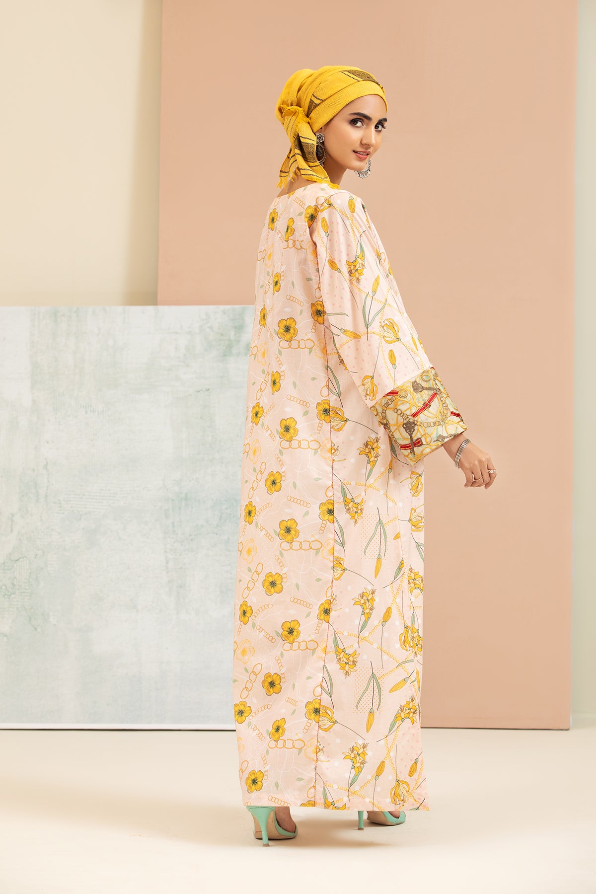 DS21-97 Embroidered Printed Lawn Fustaan