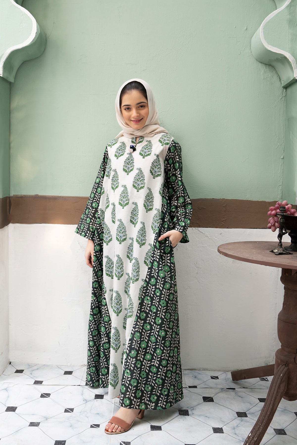 DS22-09-Printed Tassel Detailing Fustaan 1PC