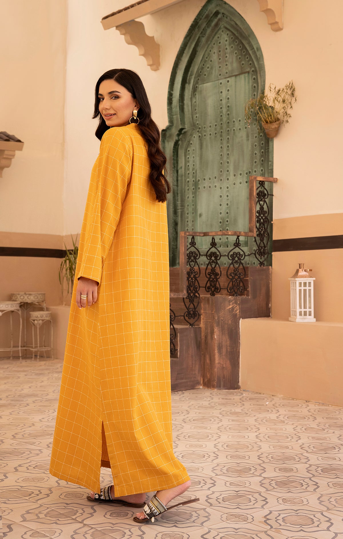 DS22-152-Band Neck Printed Fustaan 1PC