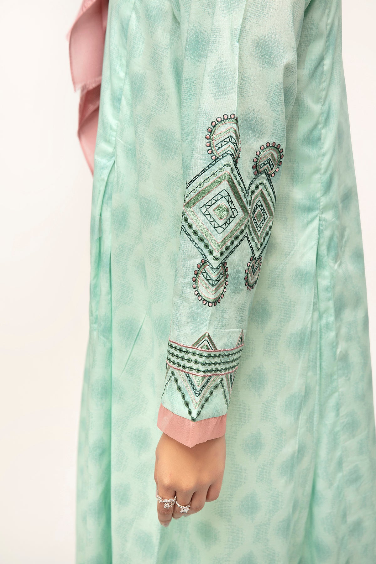 DS22-30-Printed Embroidered Tassel Detail Fustaan 1PC