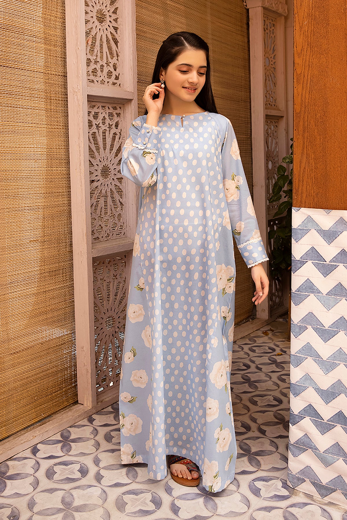 DS22-80- Printed Fustaan With Reglan Sleeves 1PC